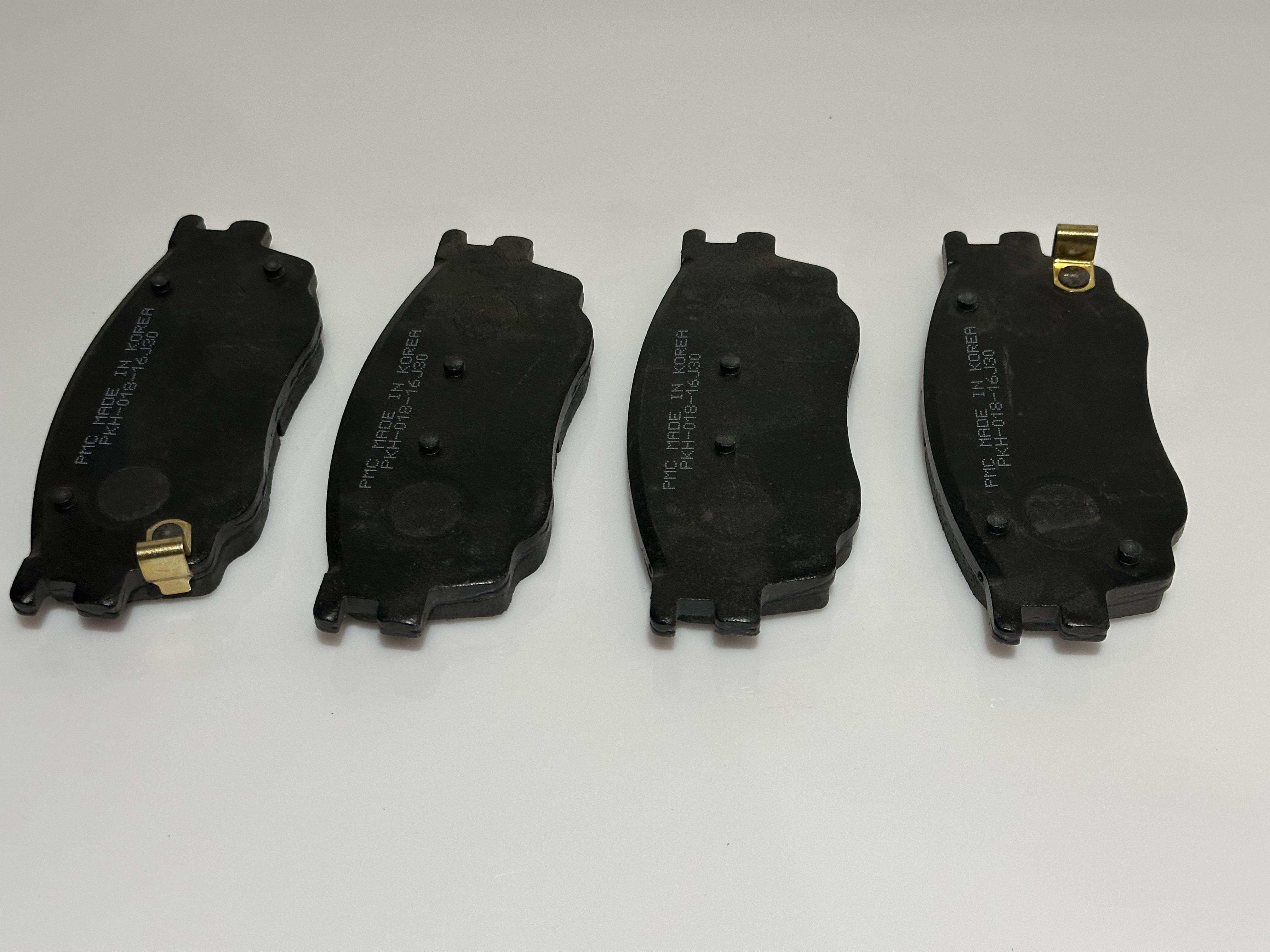 Gjyb-33-28z колодки тормозные дисковые pmc PARTS-MALL