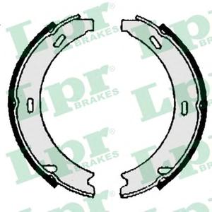 Комплект тормозных колодок, стояночная тормозная система LPR 06870