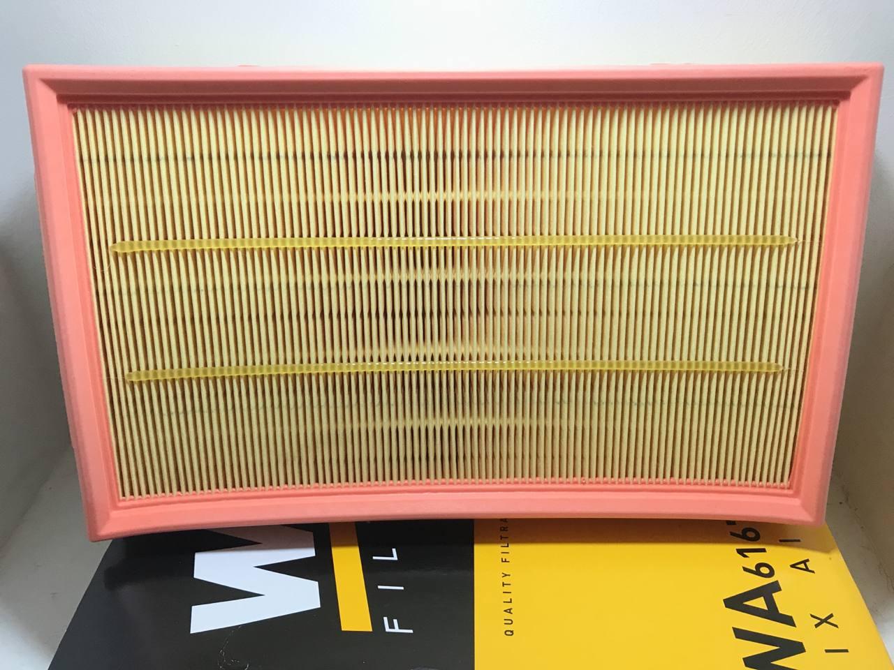 Воздушный фильтр WIX FILTERS