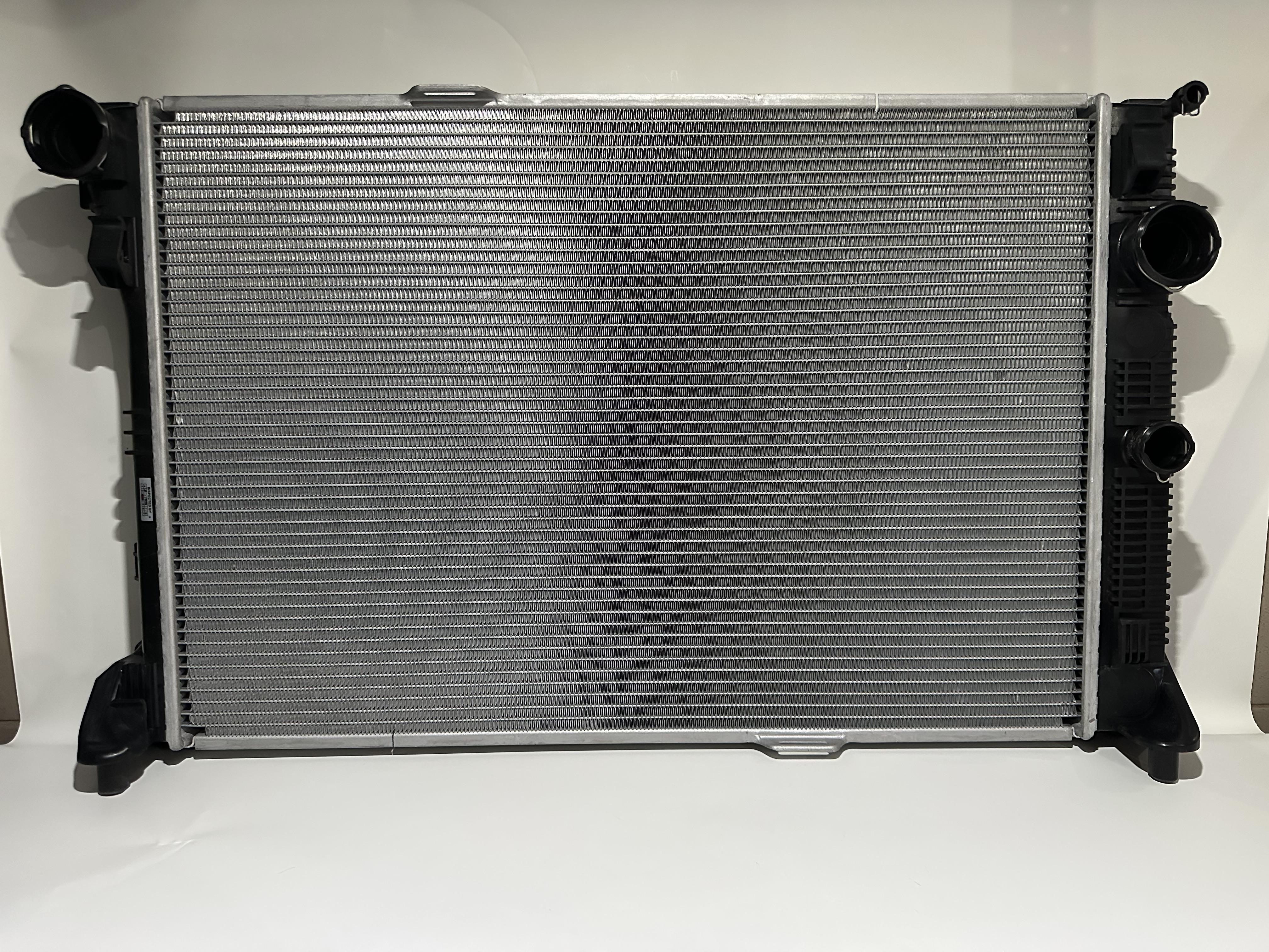 Радиатор двигателя s204, w204 для мкпп KOYORAD