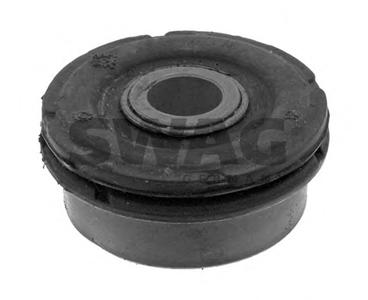 Подвеска, рычаг независимой подвески колеса SWAG 30 79 0021