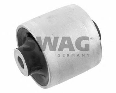Подвеска, рычаг независимой подвески колеса SWAG 30 92 8582