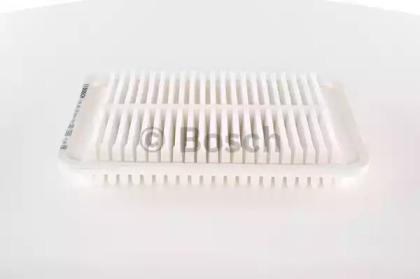 Воздушный фильтр BOSCH