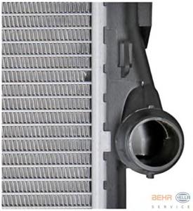 Радиатор охлаждения HELLA