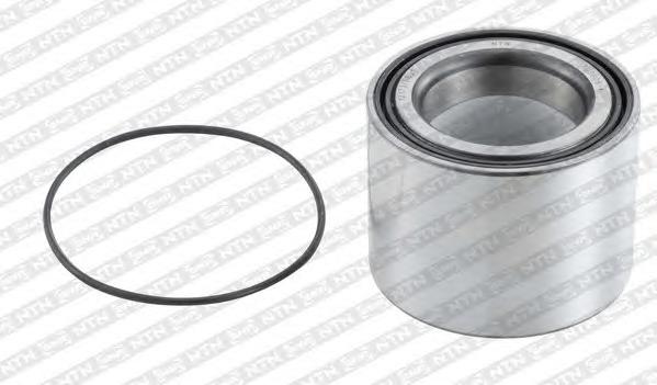 Комплект подшипника ступицы колеса SNR