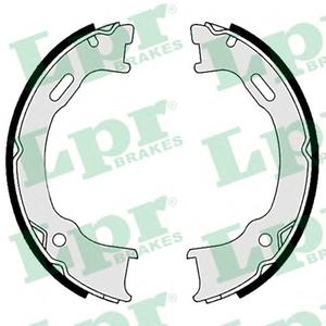 Комплект тормозных колодок, стояночная тормозная система LPR 09560