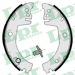 Комплект тормозных колодок LPR 05780