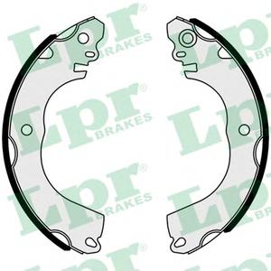 Комплект тормозных колодок LPR 01097