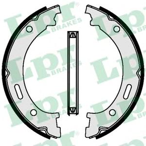 Комплект тормозных колодок, стояночная тормозная система LPR 09530