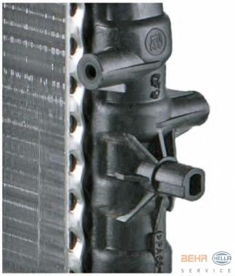 Радиатор охлаждения HELLA