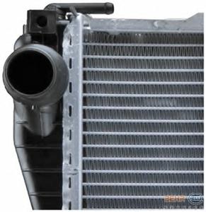 Радиатор охлаждения HELLA