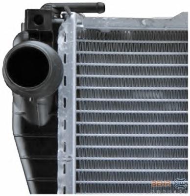 Радиатор охлаждения HELLA