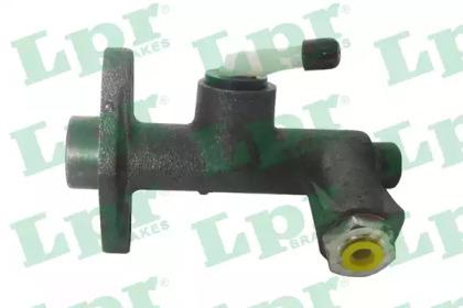 Главный цилиндр сцепления LPR
