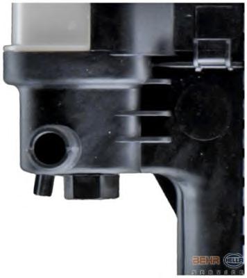 Радиатор охлаждения HELLA