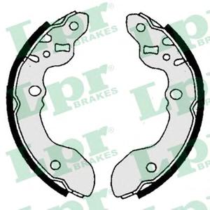 Комплект тормозных колодок LPR 06880