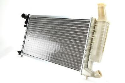 Радиатор охлаждения THERMOTEC D7P022TT