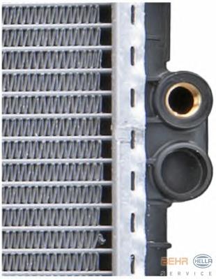 Радиатор охлаждения HELLA