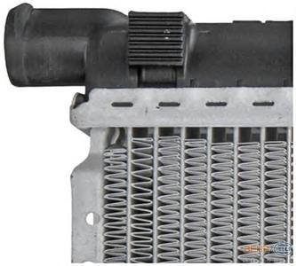 Радиатор охлаждения HELLA