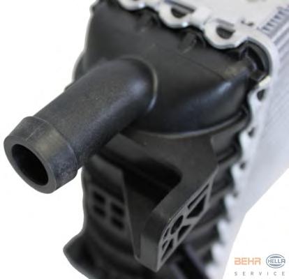 Низкотемпературный охладитель, интеркулер HELLA