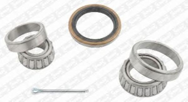 Комплект подшипника ступицы колеса SNR
