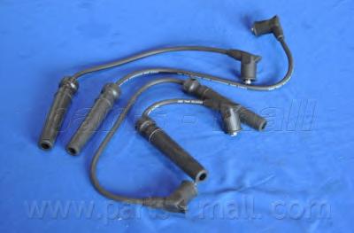 Комплект проводов зажигания PARTS-MALL