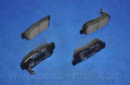 Комплект тормозных колодок, дисковый тормоз PARTS-MALL