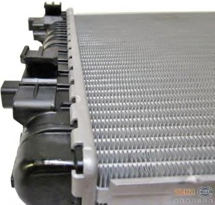 Радиатор, охлаждение двигателя HELLA