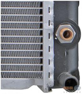 Радиатор, охлаждение двигателя HELLA