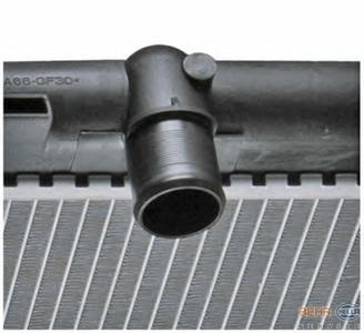 Радиатор, охлаждение двигателя HELLA