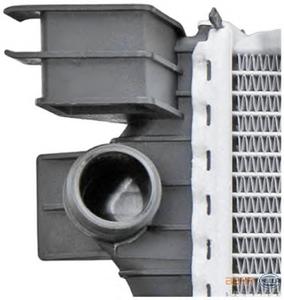 Радиатор, охлаждение двигателя HELLA