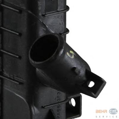 Радиатор, охлаждение двигателя HELLA