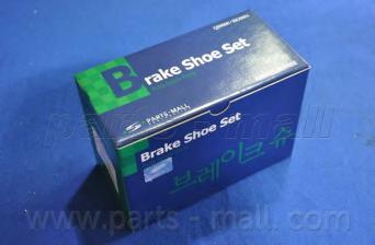 Комплект тормозных колодок PARTS-MALL PLA-028