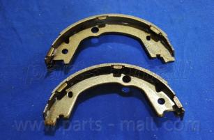 Комплект тормозных колодок PARTS-MALL