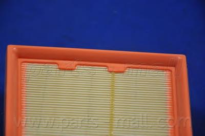 Воздушный фильтр PARTS-MALL