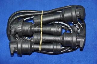 Комплект проводов зажигания PARTS-MALL