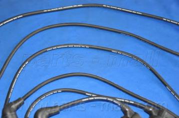 Комплект проводов зажигания PARTS-MALL