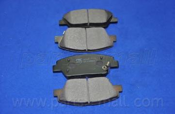 Комплект тормозных колодок, дисковый тормоз PARTS-MALL