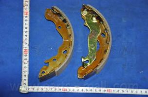 Комплект тормозных колодок PARTS-MALL