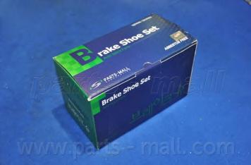 Комплект тормозных колодок PARTS-MALL