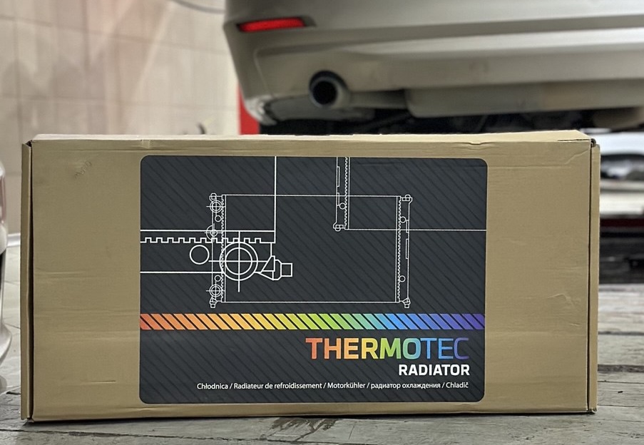 Радиатор охлаждения двигателя Thermotec