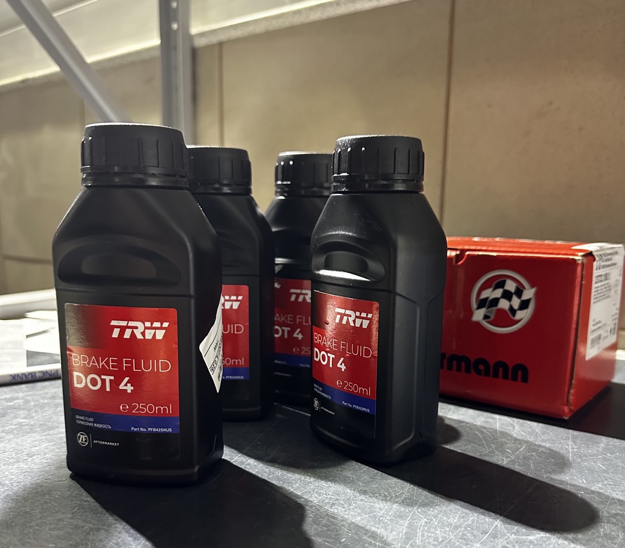 Тормозная жидкость TRW