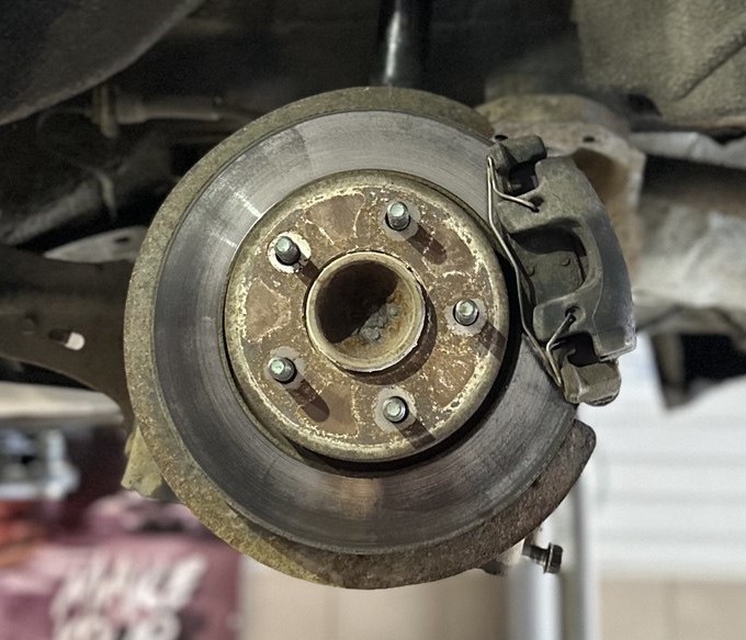 Тормозные колодки под замену